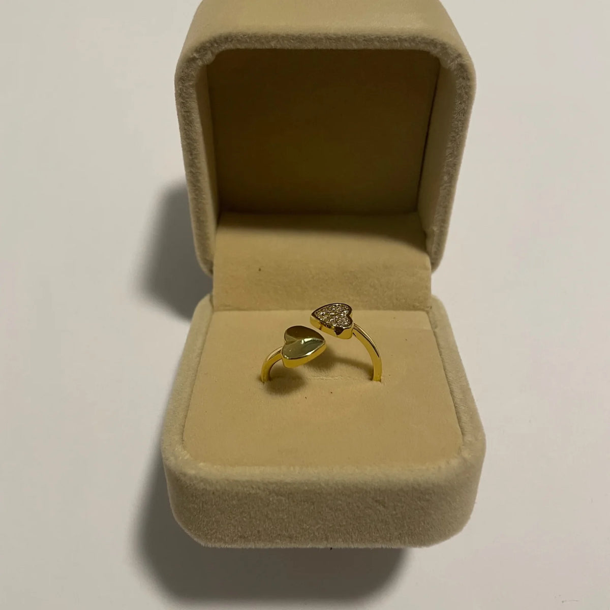Bague double cœur dorée ajustable avec cœur orné de strass